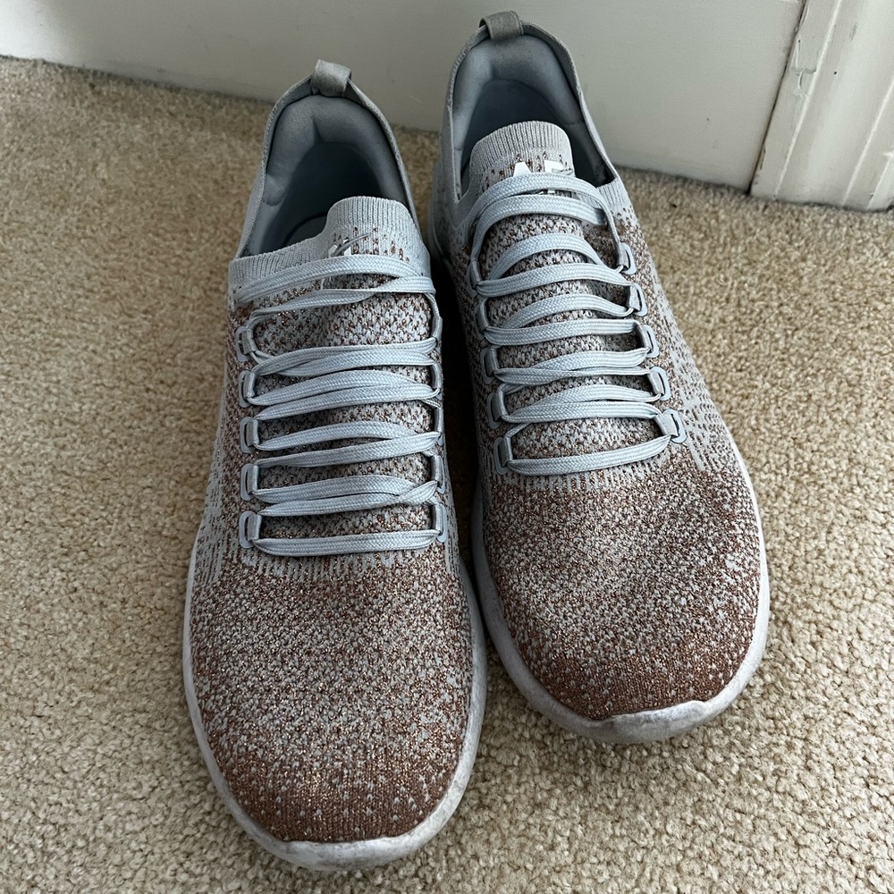 APL Sneakers